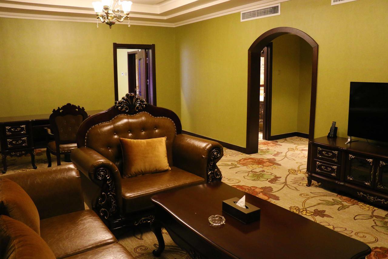 Hohhot Level Of Details Hotel Bagian luar foto