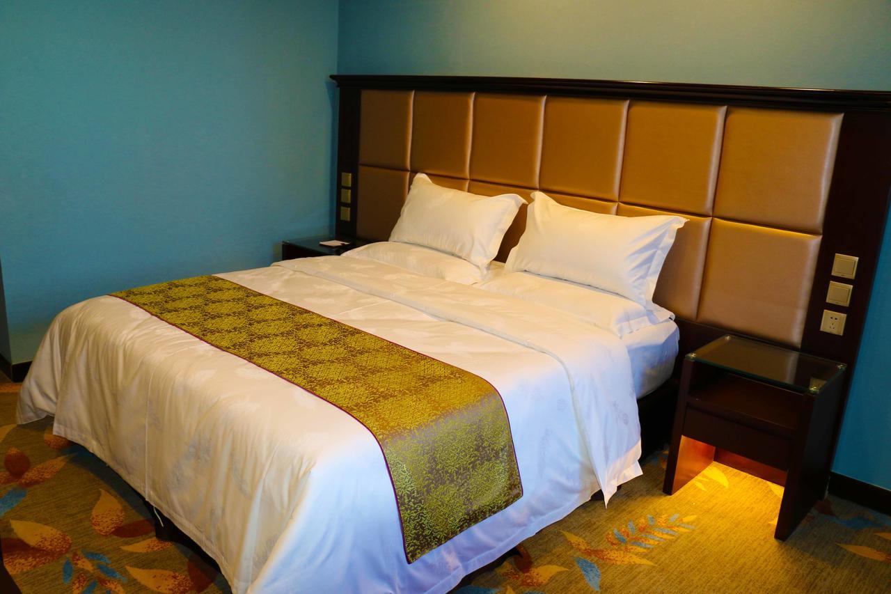Hohhot Level Of Details Hotel Bagian luar foto