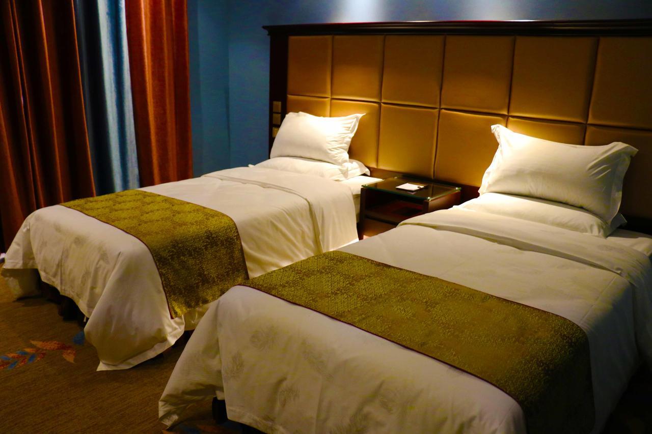 Hohhot Level Of Details Hotel Bagian luar foto