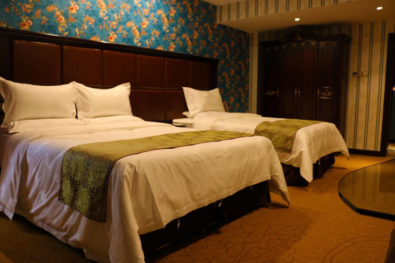 Hohhot Level Of Details Hotel Bagian luar foto