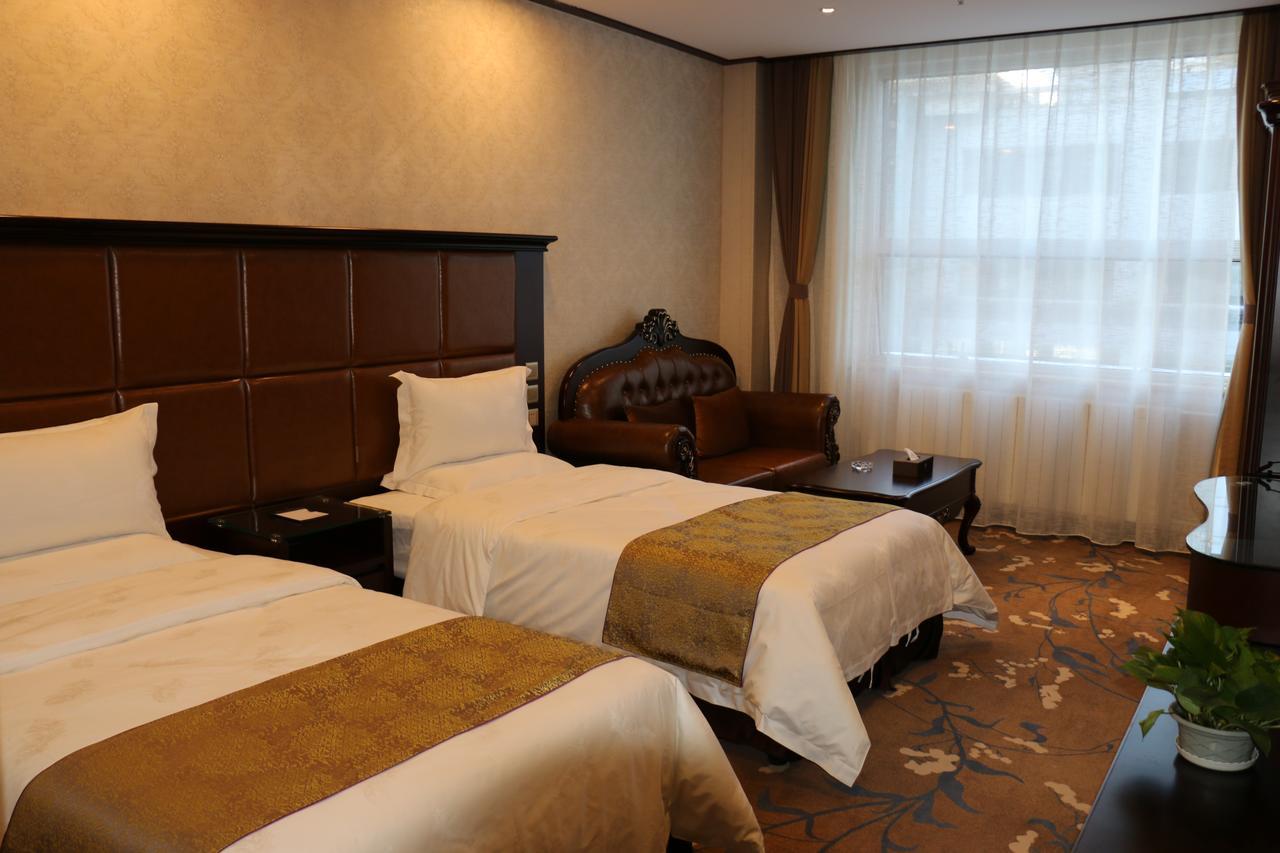 Hohhot Level Of Details Hotel Bagian luar foto