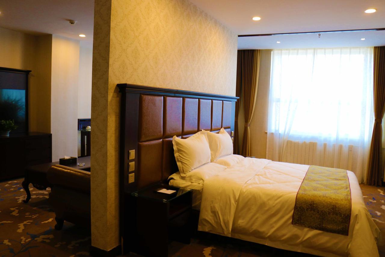 Hohhot Level Of Details Hotel Bagian luar foto